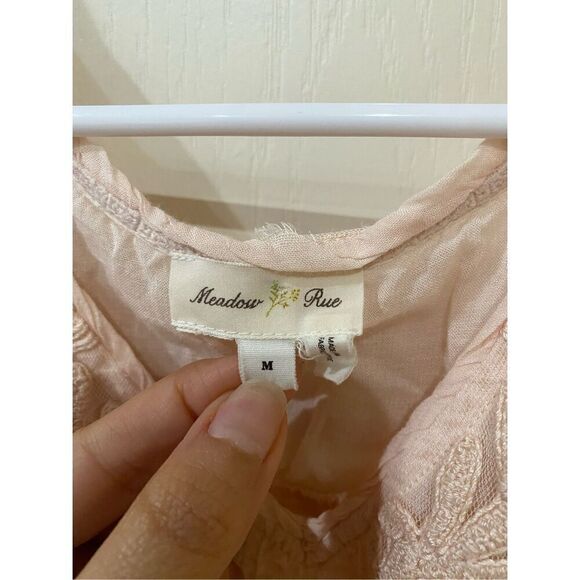 Anthropologie sleeveless Swing woman’s Blouse size medium - Picture 3 of 6